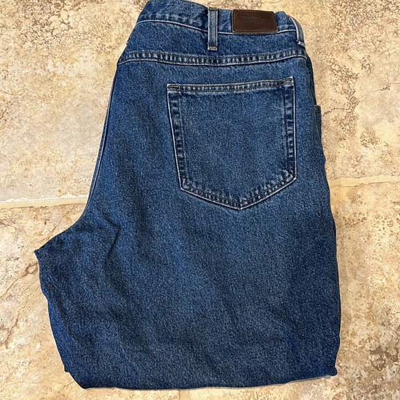 LL BEAN FLANNEL LINED RELAX FIT JEANS.MENS SIZE 42x30. Dark denim w/plaid lining - Picture 15 of 15